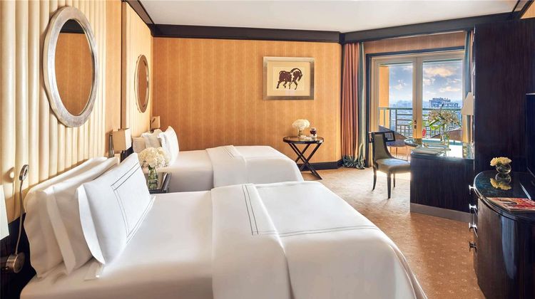 Fairmont Nile City Hotel, Cairo Room
