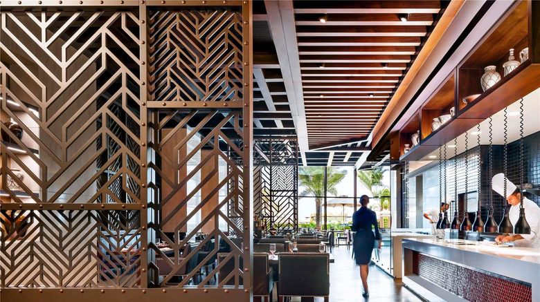 <b>Fairmont Ajman Restaurant</b>. Images powered by <a href="https://iceportal.shijigroup.com/" title="IcePortal" target="_blank">IcePortal</a>.