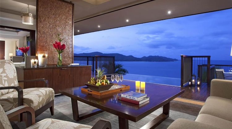Raffles Praslin Seychelles Suite