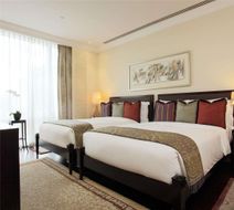 Raffles Makati Room