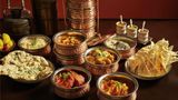 <b>Raffles Hotel Singapore Restaurant</b>. Images powered by <a href="https://iceportal.shijigroup.com/" title="IcePortal" target="_blank">IcePortal</a>.