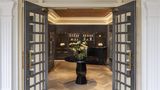 <b>Raffles Hotel Singapore Spa</b>. Images powered by <a href="https://iceportal.shijigroup.com/" title="IcePortal" target="_blank">IcePortal</a>.