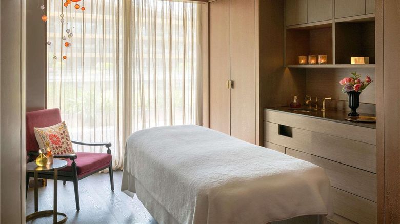 <b>Raffles Hotel Istanbul Spa</b>. Images powered by <a href="https://iceportal.shijigroup.com/" title="IcePortal" target="_blank">IcePortal</a>.