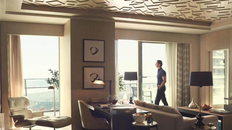<b>Raffles Hotel Istanbul Suite</b>. Images powered by <a href="https://iceportal.shijigroup.com/" title="IcePortal" target="_blank">IcePortal</a>.