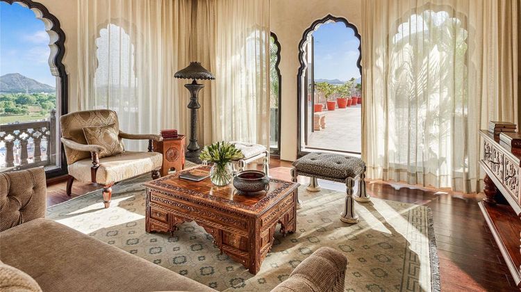 Fairmont Jaipur Room