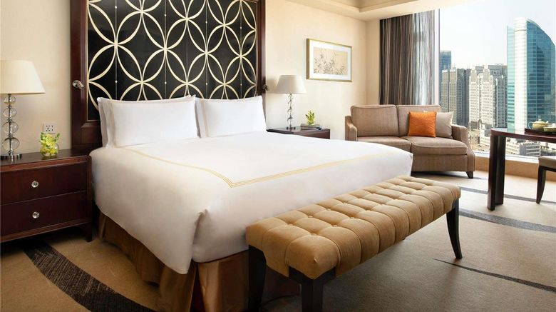 <b>Fairmont Beijing Room</b>. Images powered by <a href="https://iceportal.shijigroup.com/" title="IcePortal" target="_blank">IcePortal</a>.