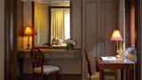 Fairmont Mount Kenya Safari Club Suite