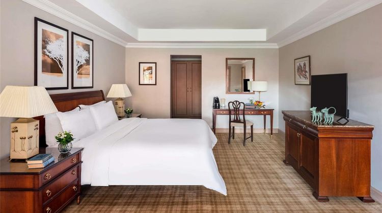 Fairmont The Norfolk Hotel Room