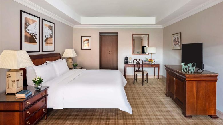 <b>Fairmont The Norfolk Hotel Room</b>. Images powered by <a href="https://iceportal.shijigroup.com/" title="IcePortal" target="_blank">IcePortal</a>.
