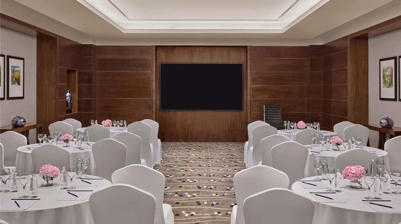 <b>Makkah Clock Royal Tower, Fairmont Hotel Meeting</b>. Images powered by <a href="https://iceportal.shijigroup.com/" title="IcePortal" target="_blank">IcePortal</a>.