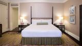 <b>Fairmont Peace Hotel Shanghai Room</b>. Images powered by <a href="https://iceportal.shijigroup.com/" title="IcePortal" target="_blank">IcePortal</a>.