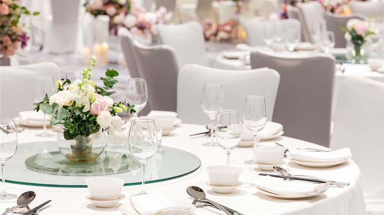 <b>Fairmont Singapore Other</b>. Images powered by <a href="https://iceportal.shijigroup.com/" title="IcePortal" target="_blank">IcePortal</a>.