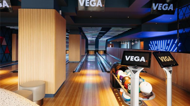 <b>YOTEL Glasgow Recreation</b>. Images powered by <a href="https://iceportal.shijigroup.com/" title="IcePortal" target="_blank">IcePortal</a>.