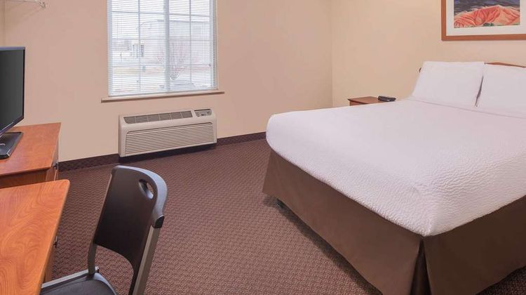 WoodSpring Suites Springdale Room