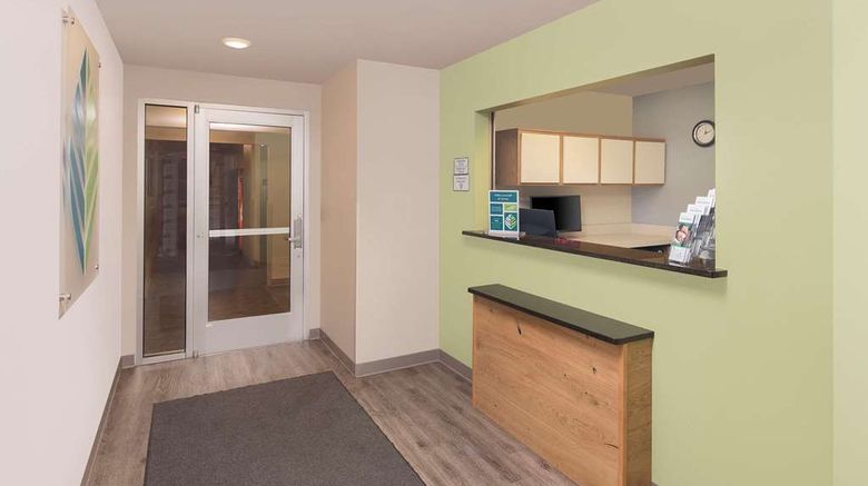 <b>WoodSpring Suites Springdale Lobby</b>. Images powered by <a href="https://iceportal.shijigroup.com/" title="IcePortal" target="_blank">IcePortal</a>.