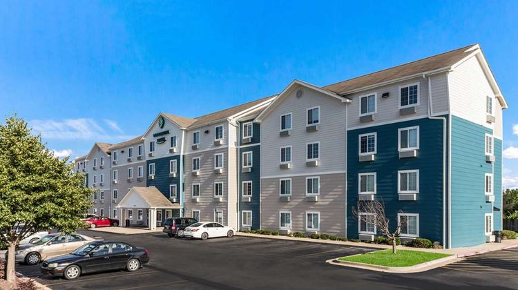 WoodSpring Suites Springdale Exterior