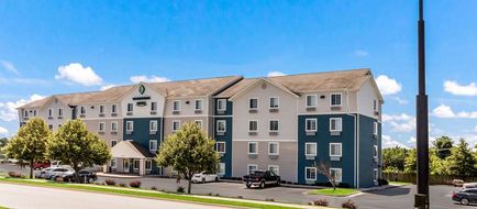 WoodSpring Suites Springdale Exterior
