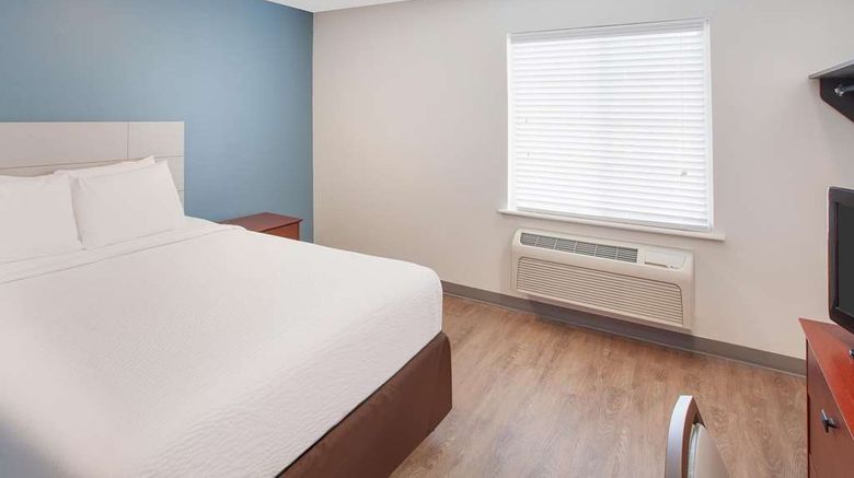 <b>WoodSpring Suites Bentonville Room</b>. Images powered by <a href="https://iceportal.shijigroup.com/" title="IcePortal" target="_blank">IcePortal</a>.