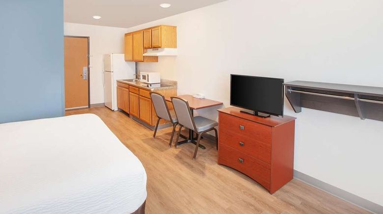 <b>WoodSpring Suites Bentonville Room</b>. Images powered by <a href="https://iceportal.shijigroup.com/" title="IcePortal" target="_blank">IcePortal</a>.