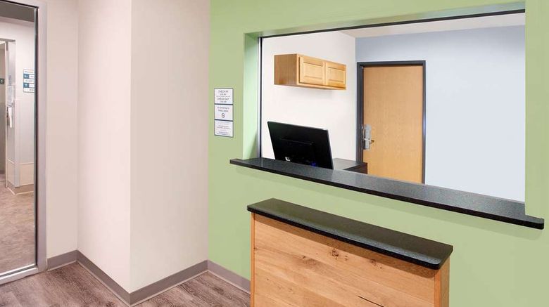 <b>WoodSpring Suites Bentonville Lobby</b>. Images powered by <a href="https://iceportal.shijigroup.com/" title="IcePortal" target="_blank">IcePortal</a>.