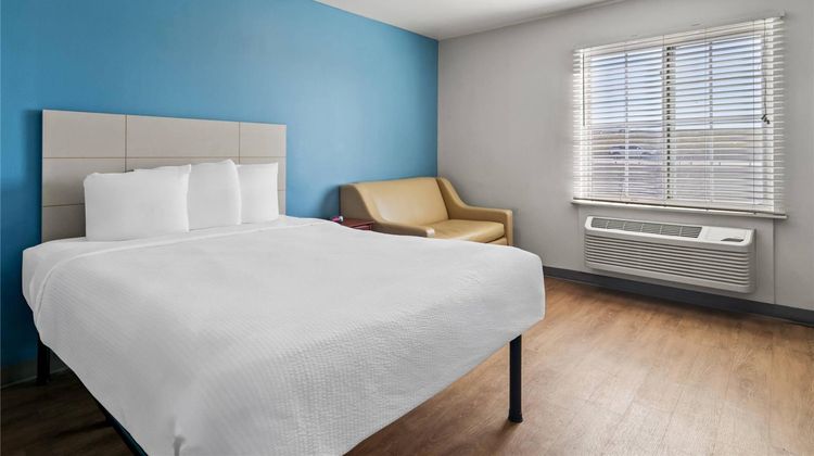 WoodSpring Suites Bentonville Suite
