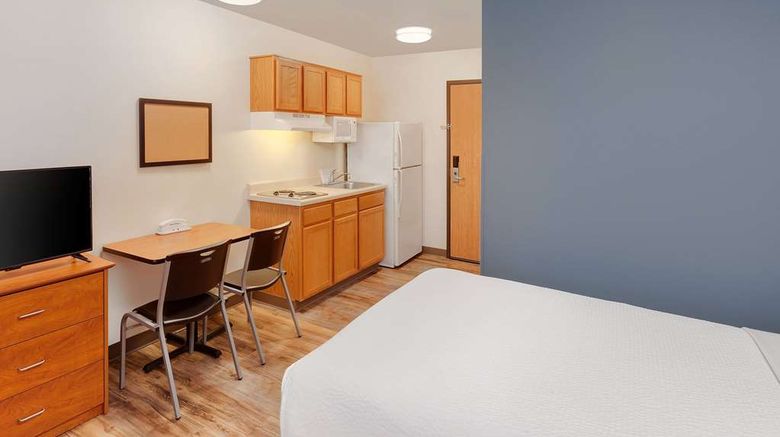 <b>WoodSpring Suites Ankeny Room</b>. Images powered by <a href="https://iceportal.shijigroup.com/" title="IcePortal" target="_blank">IcePortal</a>.