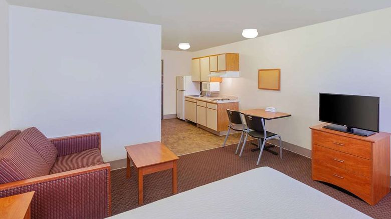<b>WoodSpring Suites Ankeny Room</b>. Images powered by <a href="https://iceportal.shijigroup.com/" title="IcePortal" target="_blank">IcePortal</a>.