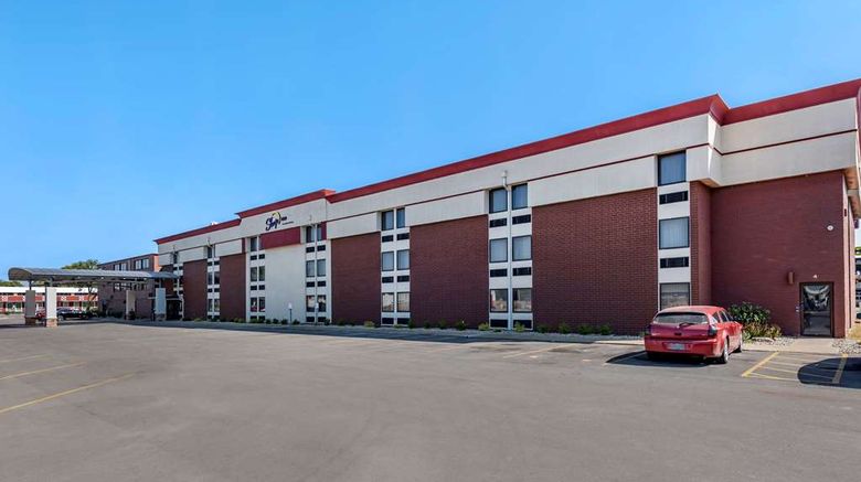 <b>Sleep Inn Terre Haute Exterior</b>. Images powered by <a href="https://iceportal.shijigroup.com/" title="IcePortal" target="_blank">IcePortal</a>.