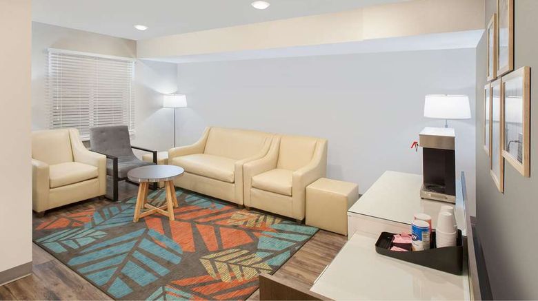 <b>WoodSpring Suites West Monroe Lobby</b>. Images powered by <a href="https://iceportal.shijigroup.com/" title="IcePortal" target="_blank">IcePortal</a>.
