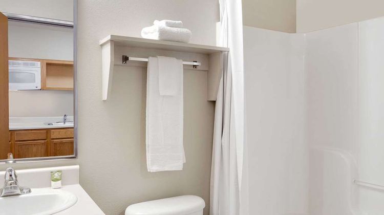 WoodSpring Suites Baton Rouge East Room