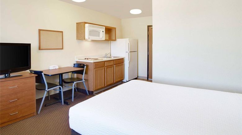 <b>WoodSpring Suites Baton Rouge Room</b>. Images powered by <a href="https://iceportal.shijigroup.com/" title="IcePortal" target="_blank">IcePortal</a>.