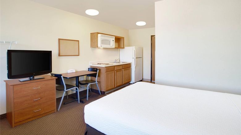 <b>WoodSpring Suites Baton Rouge Room</b>. Images powered by <a href="https://iceportal.shijigroup.com/" title="IcePortal" target="_blank">IcePortal</a>.
