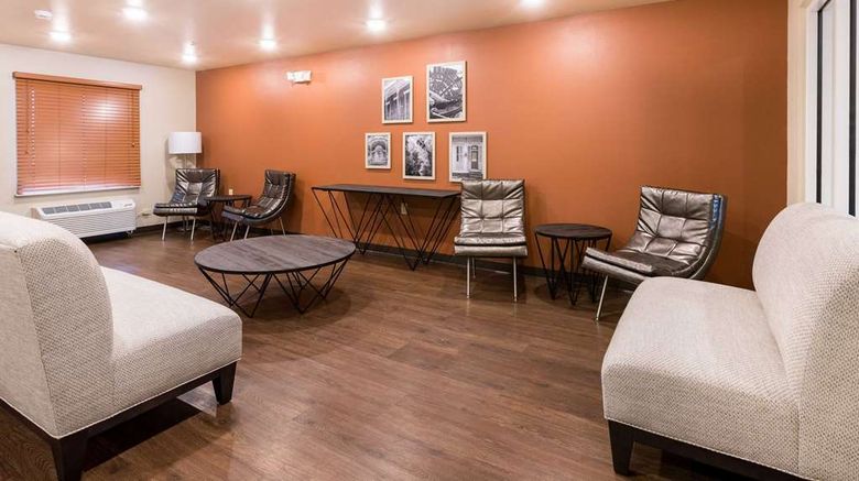 <b>WoodSpring Suites Lafayette Lobby</b>. Images powered by <a href="https://iceportal.shijigroup.com/" title="IcePortal" target="_blank">IcePortal</a>.