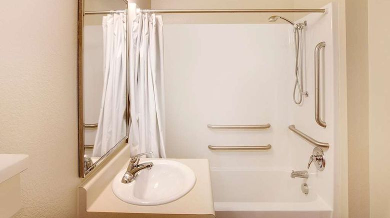 <b>WoodSpring Suites Lafayette Room</b>. Images powered by <a href="https://iceportal.shijigroup.com/" title="IcePortal" target="_blank">IcePortal</a>.
