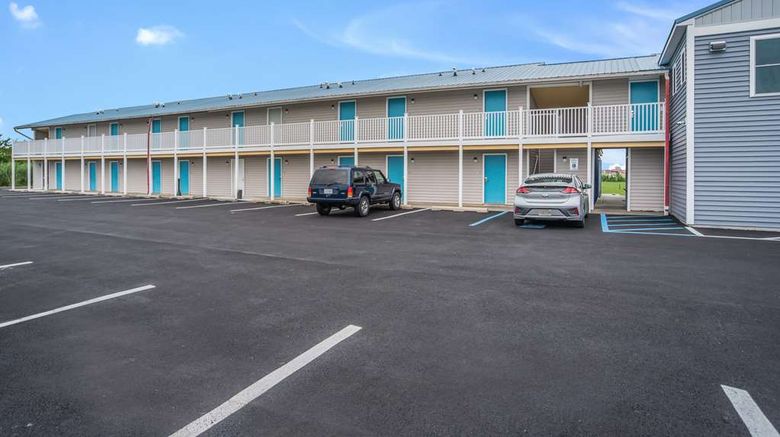 <b>Rodeway Inn At Somers Cove Marina Exterior</b>. Images powered by <a href="https://iceportal.shijigroup.com/" title="IcePortal" target="_blank">IcePortal</a>.