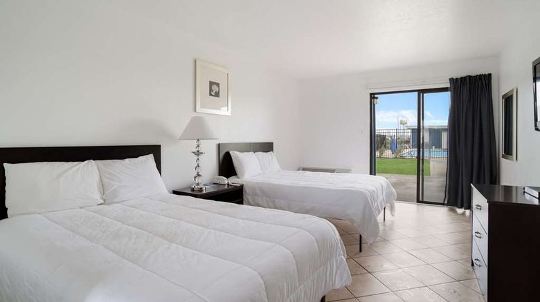 <b>Rodeway Inn At Somers Cove Marina Room</b>. Images powered by <a href="https://iceportal.shijigroup.com/" title="IcePortal" target="_blank">IcePortal</a>.