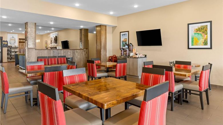 <b>Comfort Inn & Suites Restaurant</b>. Images powered by <a href="https://iceportal.shijigroup.com/" title="IcePortal" target="_blank">IcePortal</a>.