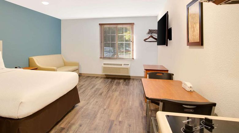 <b>WoodSpring Suites Charlotte Shelby Room</b>. Images powered by <a href="https://iceportal.shijigroup.com/" title="IcePortal" target="_blank">IcePortal</a>.