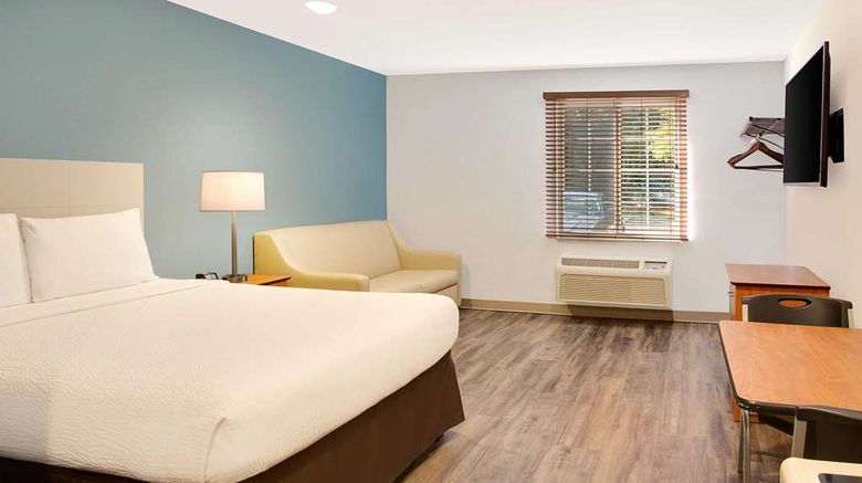 <b>WoodSpring Suites Charlotte Shelby Room</b>. Images powered by <a href="https://iceportal.shijigroup.com/" title="IcePortal" target="_blank">IcePortal</a>.