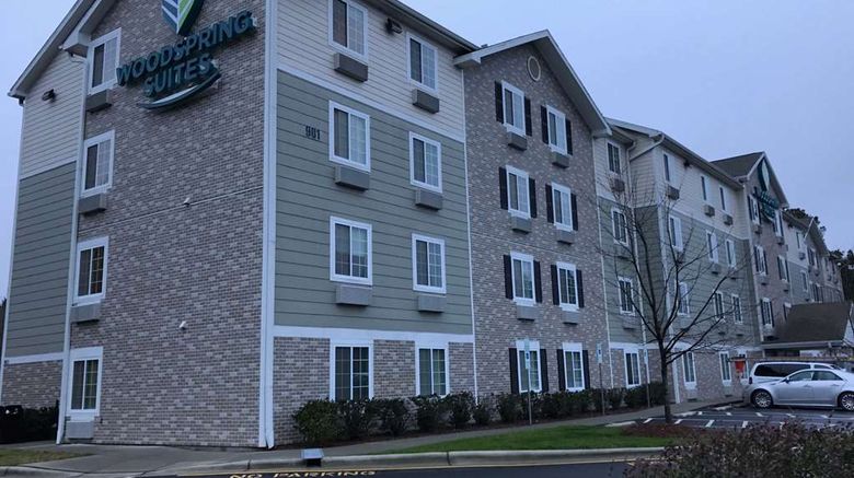 <b>WoodSpring Suites Raleigh Apex Exterior</b>. Images powered by <a href="https://iceportal.shijigroup.com/" title="IcePortal" target="_blank">IcePortal</a>.