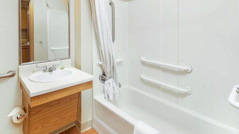 <b>WoodSpring Suites Raleigh Apex Room</b>. Images powered by <a href="https://iceportal.shijigroup.com/" title="IcePortal" target="_blank">IcePortal</a>.