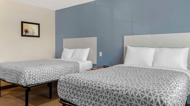 <b>WoodSpring Suites Raleigh/Garner Room</b>. Images powered by <a href="https://iceportal.shijigroup.com/" title="IcePortal" target="_blank">IcePortal</a>.