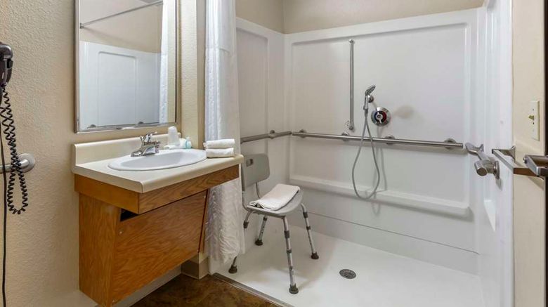 <b>WoodSpring Suites Raleigh/Garner Room</b>. Images powered by <a href="https://iceportal.shijigroup.com/" title="IcePortal" target="_blank">IcePortal</a>.