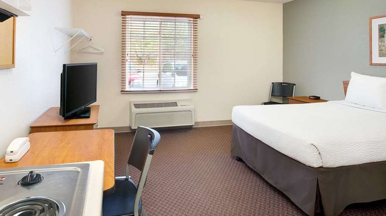 <b>WoodSpring Suites Asheville Room</b>. Images powered by <a href="https://iceportal.shijigroup.com/" title="IcePortal" target="_blank">IcePortal</a>.