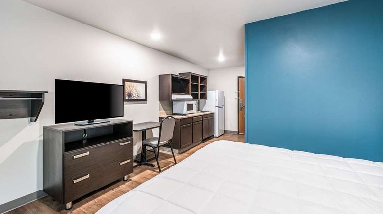 <b>WoodSpring Suites Columbus Hilliard Room</b>. Images powered by <a href="https://iceportal.shijigroup.com/" title="IcePortal" target="_blank">IcePortal</a>.