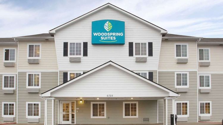 WoodSpring Suites Cincinnati Fairfield Exterior