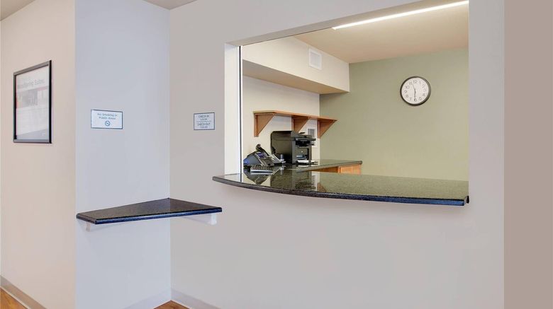 <b>WoodSpring Suites Columbus Easton Lobby</b>. Images powered by <a href="https://iceportal.shijigroup.com/" title="IcePortal" target="_blank">IcePortal</a>.
