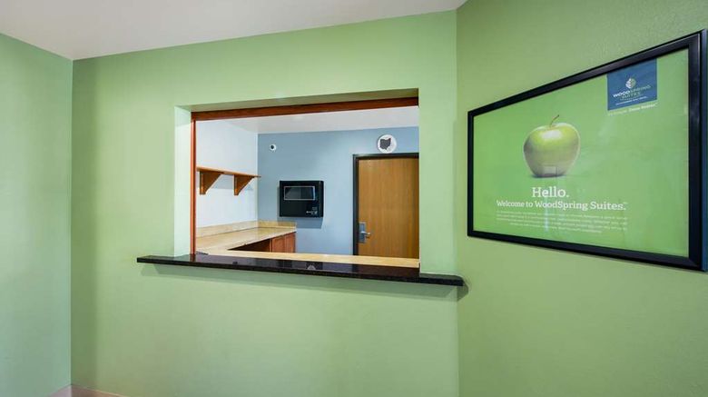 <b>WoodSpring Suites Columbus Southeast Lobby</b>. Images powered by <a href="https://iceportal.shijigroup.com/" title="IcePortal" target="_blank">IcePortal</a>.