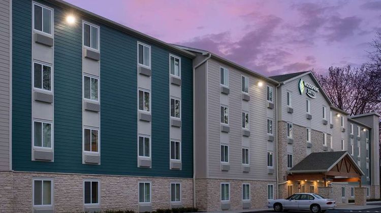 WoodSpring Suites Toledo Maumee Exterior