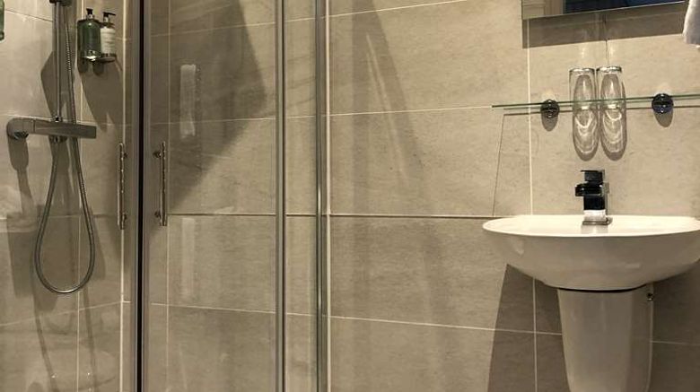 <b>The Eccleston Hotel, BW Signature Coll Room</b>. Images powered by <a href="https://iceportal.shijigroup.com/" title="IcePortal" target="_blank">IcePortal</a>.